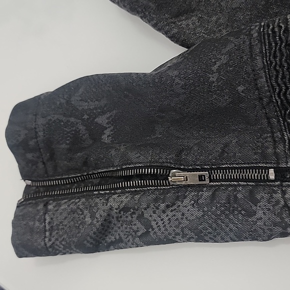 Stella McCartney snakeskin moto jacket - Picture 4 of 11